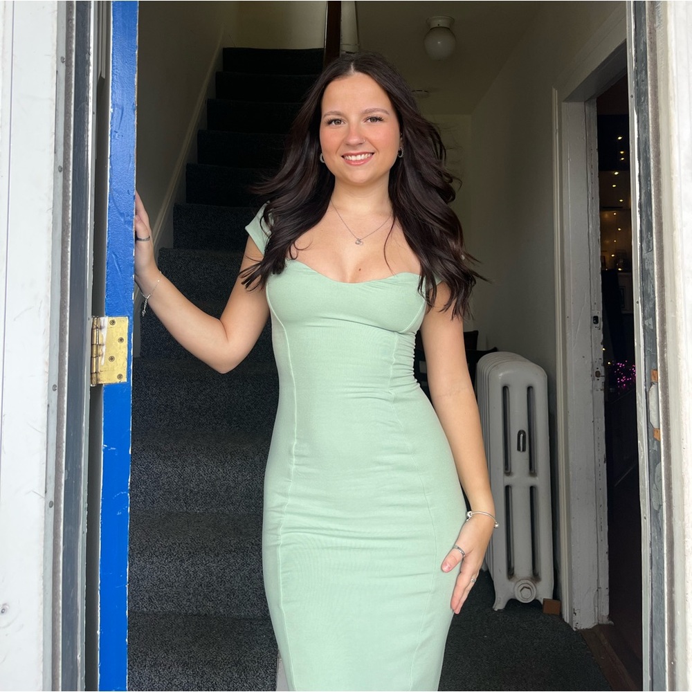 Oh polly sage green maxi dress - Picture 3 of 4
